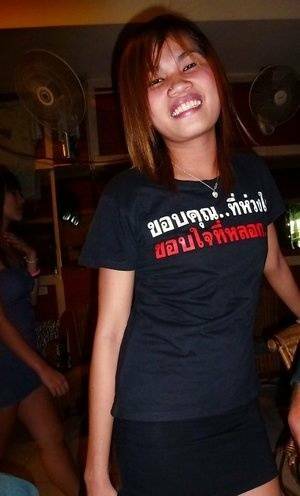Petite Thai bargirl Tan taking POV cumshot on trimmed vagina - Thailand on dollser.com