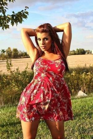 Amateur solo girl Briana Lee flashes her tits and twat in the countryside on dollser.com