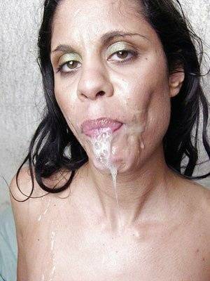 Jizz starving latina slut Melissa Rey receives double facial cumshot on dollser.com