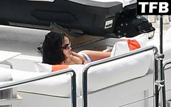 Zoe Kravitz Goes Topless While Enjoying a Summer Holiday on a Luxury Yacht in Positano on dollser.com