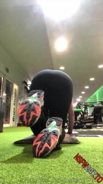Paige Turnah Gym workout all booty onlyfans porn videos on dollser.com
