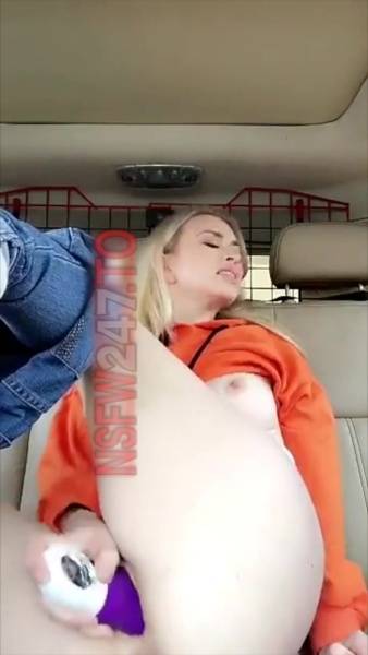 Aria Rayne 10 minutes outdoor in car masturbating snapchat premium xxx porn videos on dollser.com