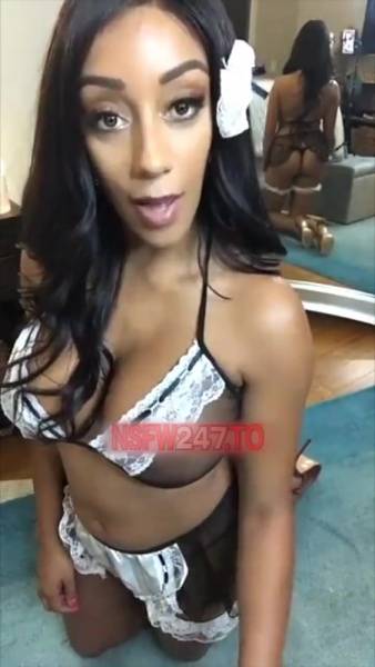 Ariana Gray sexy maid tease snapchat premium xxx porn videos on dollser.com