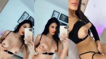 Hanna Miller Nude Pussy Teasing Porn Video Leaked on dollser.com