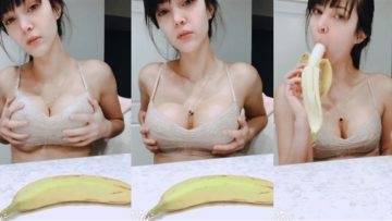 CinCinBear Nude Banana Blowjob Video Leaked on dollser.com