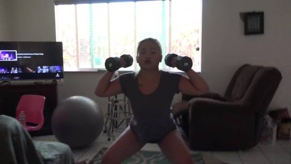 Asianbarbietila tilala squatting princess short shorts workout/gym XXX porn videos on dollser.com