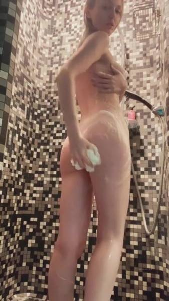 Sia_Siberia OnlyFans Porn & Naked Premium Video on dollser.com