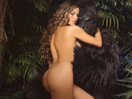 Sofia Vergara Nude on dollser.com