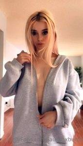 Lauren Burch7C laurenxburxh 7C Leaked Onlyfans Topless Striptease7C ( New May 4th 2021) on dollser.com