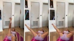 Farrah Abraham pussy touching in yoga pants thothub on dollser.com