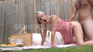 Gwen Gwiz Nude Summer Garden Picnic Fucking Porn Video Leaked on dollser.com