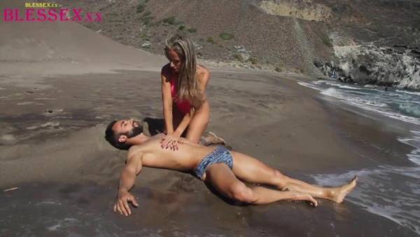 Helena Kramer & Zeus Ray - Sex On Beach on dollser.com