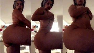 Amirah Dyme Nude Tease Onlyfans Video Leaked on dollser.com