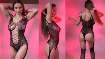 Xenia Crushova Youtuber Tryon Lingerie Try Leaked on dollser.com