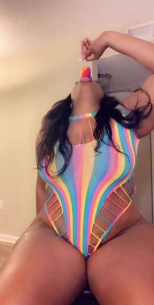 Anisasothick this is for the freaks that like to get high be xxx onlyfans porn videos on dollser.com