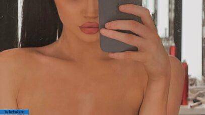 Kristen Hancher Nude Bathroom Selfies Onlyfans Set Leaked nude on dollser.com