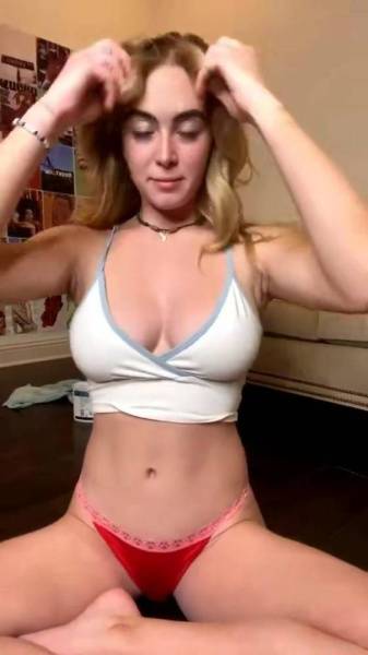 Grace Charis Topless Stretching Livestream Video Leaked on dollser.com