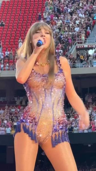 Taylor Swift Camel Toe Bodysuit Video Leaked - Usa on dollser.com