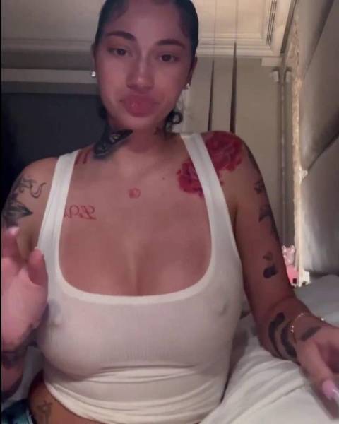 Bhad Bhabie Sexy Nipple Pokies Top Snapchat Video Leaked - Usa on dollser.com