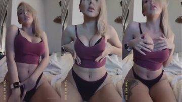 Darshelle Stevens Cosplay Teasing Nude Video Leaked on dollser.com