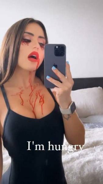 Giovanna Eburneo Bodysuit Zombie Cosplay Video Leaked - Brazil on dollser.com