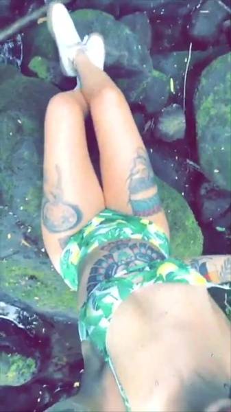 Taylor White no bra forest teasing snapchat premium xxx porn videos on dollser.com