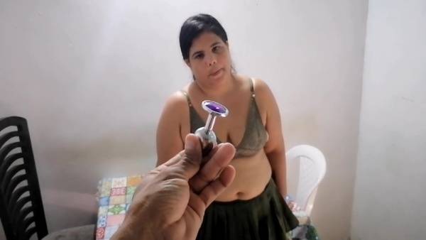 Latina Maid Gets Fucked By Boss In - Spain on dollser.com