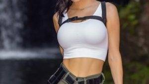 Erin Olash Lara Croft Cosplay Patreon Set Leaked Mega on dollser.com