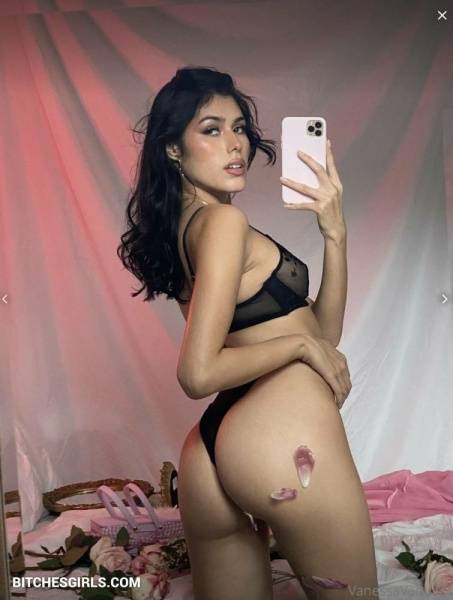 Valeria Mars Nude Latina - Onlyfans Leaked Naked Photo on dollser.com