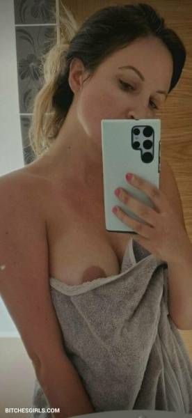 Rebecca Vocal Athlete Nude Youtuber Onlyfans Leaked on dollser.com