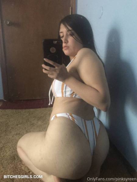 Pinksyreen Instagram Nude Influencer - Onlyfans Leaked Nude Photo on dollser.com