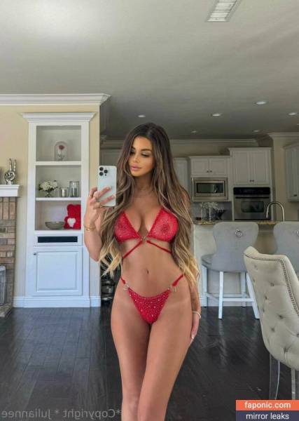 Juli Annee aka juli.annee aka juli_anneelk aka juliannee Nude Leaks OnlyFans on dollser.com