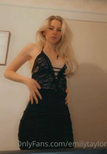 MsFiiire Sexy Dress Striptease Onlyfans Video Leaked - Usa on dollser.com