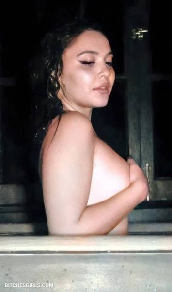 Stella Hudgens - Stellahudgens Onlyfans Leaked Nude Photo on dollser.com