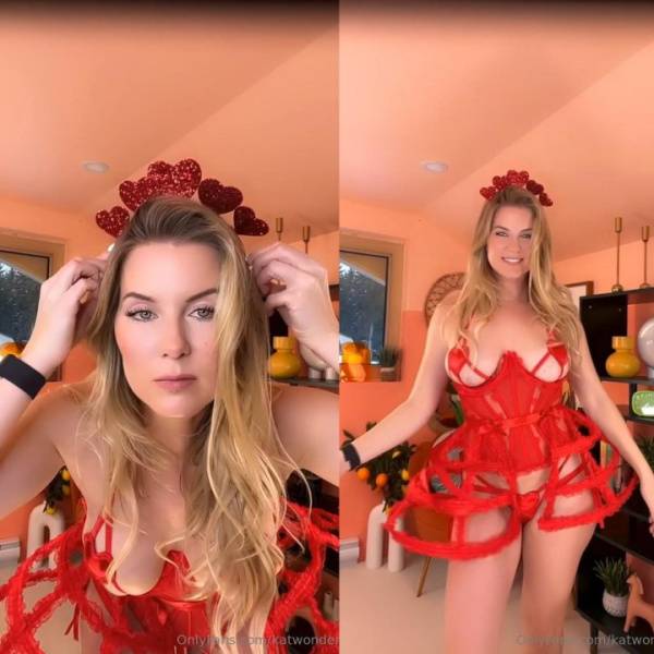 Kat Wonders Valentine’s Day Lingerie Haul Onlyfans Video on dollser.com