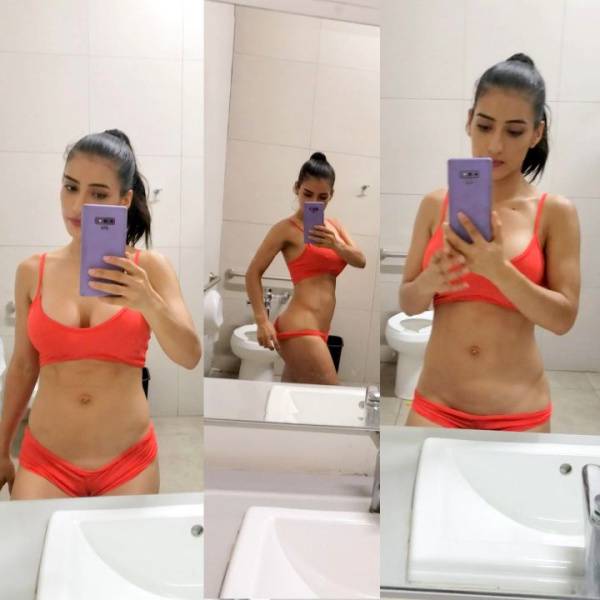 Anabella Galeano Bathroom Mirror Selfie Onlyfans Video Leaked on dollser.com