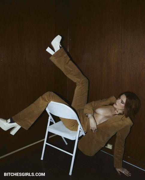 Bella Thorne Nude Celebrities - Annabella Avery Thorne Celebrities Leaked Photos on dollser.com